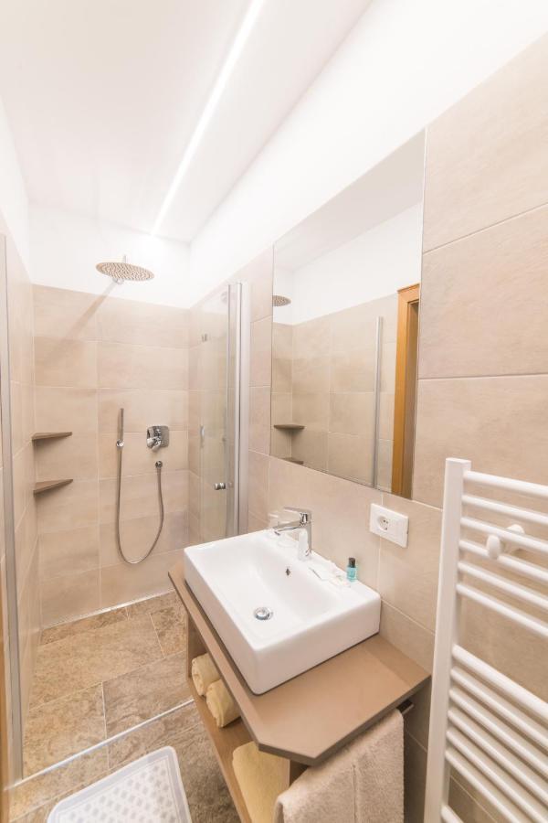Pension Apartments Pardell كاستلبيلو المظهر الخارجي الصورة