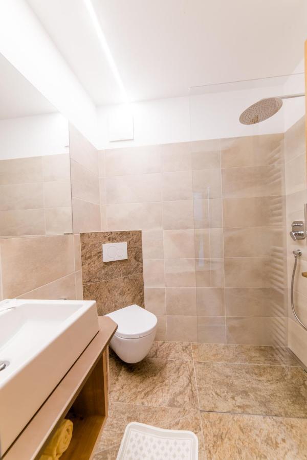 Pension Apartments Pardell كاستلبيلو المظهر الخارجي الصورة