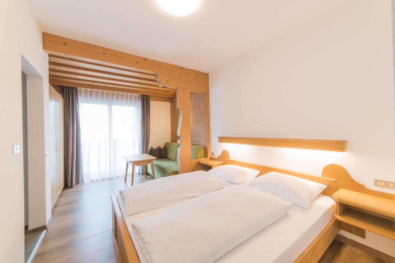 Pension Apartments Pardell كاستلبيلو المظهر الخارجي الصورة